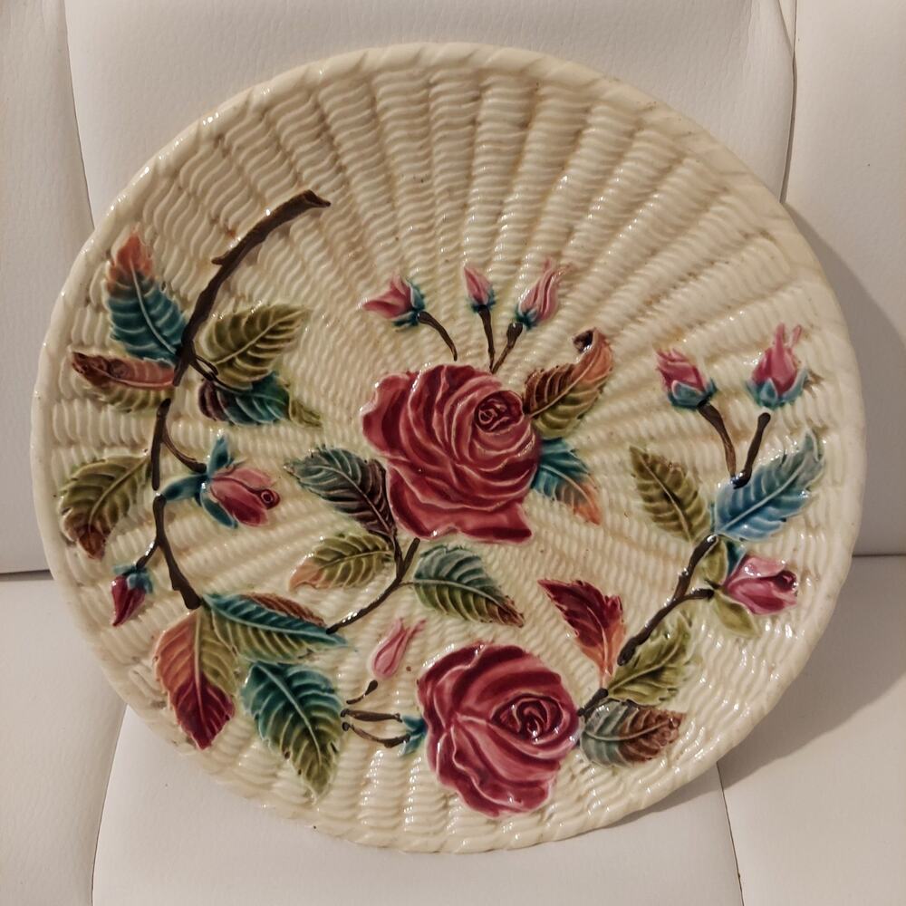 Vintage Majolica Josef Steidl Znaim Porcelain Basket Weave Red Roses 8" Plate